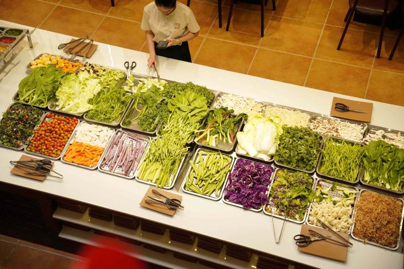 Nhà hàng đường Hòa Bình